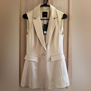 Cream Sleeveless Women's Coat
